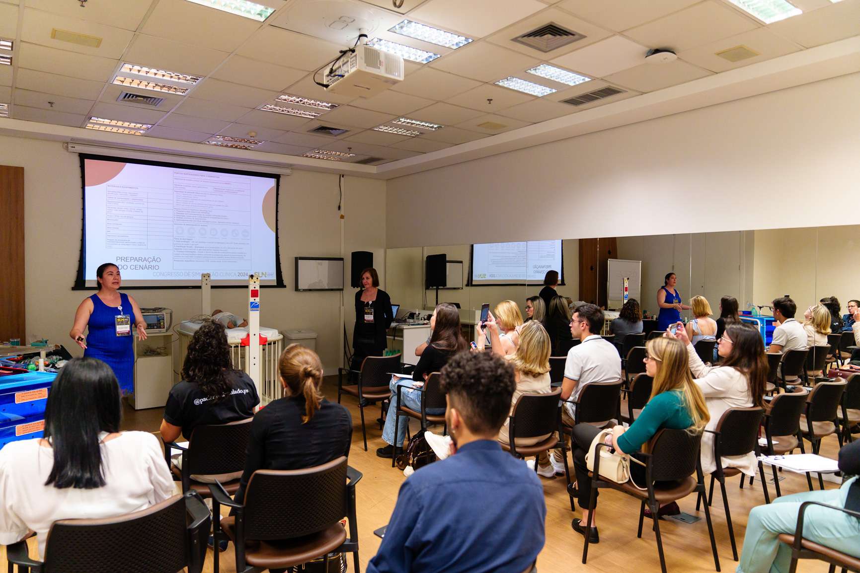 Priscila e Maria do Carmo