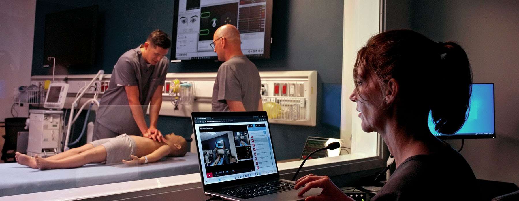 CPR training using SimJunior and SimCapture.
