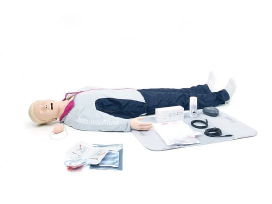 Resusci Anne QCPR AED AW Ganzkörper in Trolley Koffer Airwaykopf
